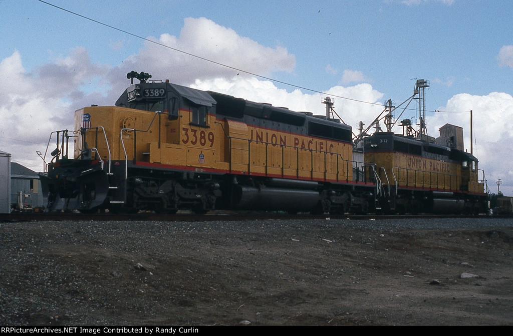 UP 3389 at Victorville